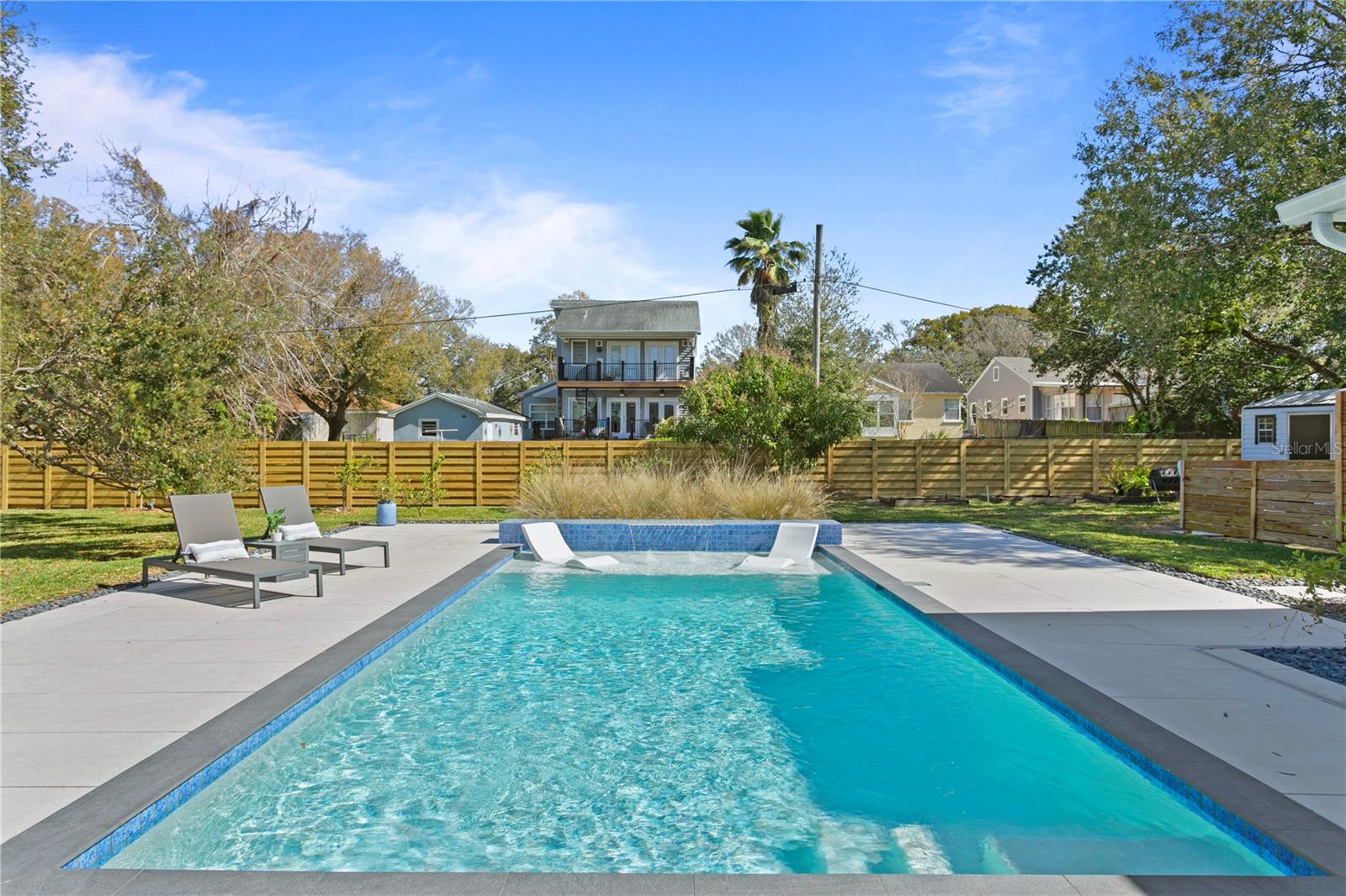 RIDGEWOOD PARK - Residential