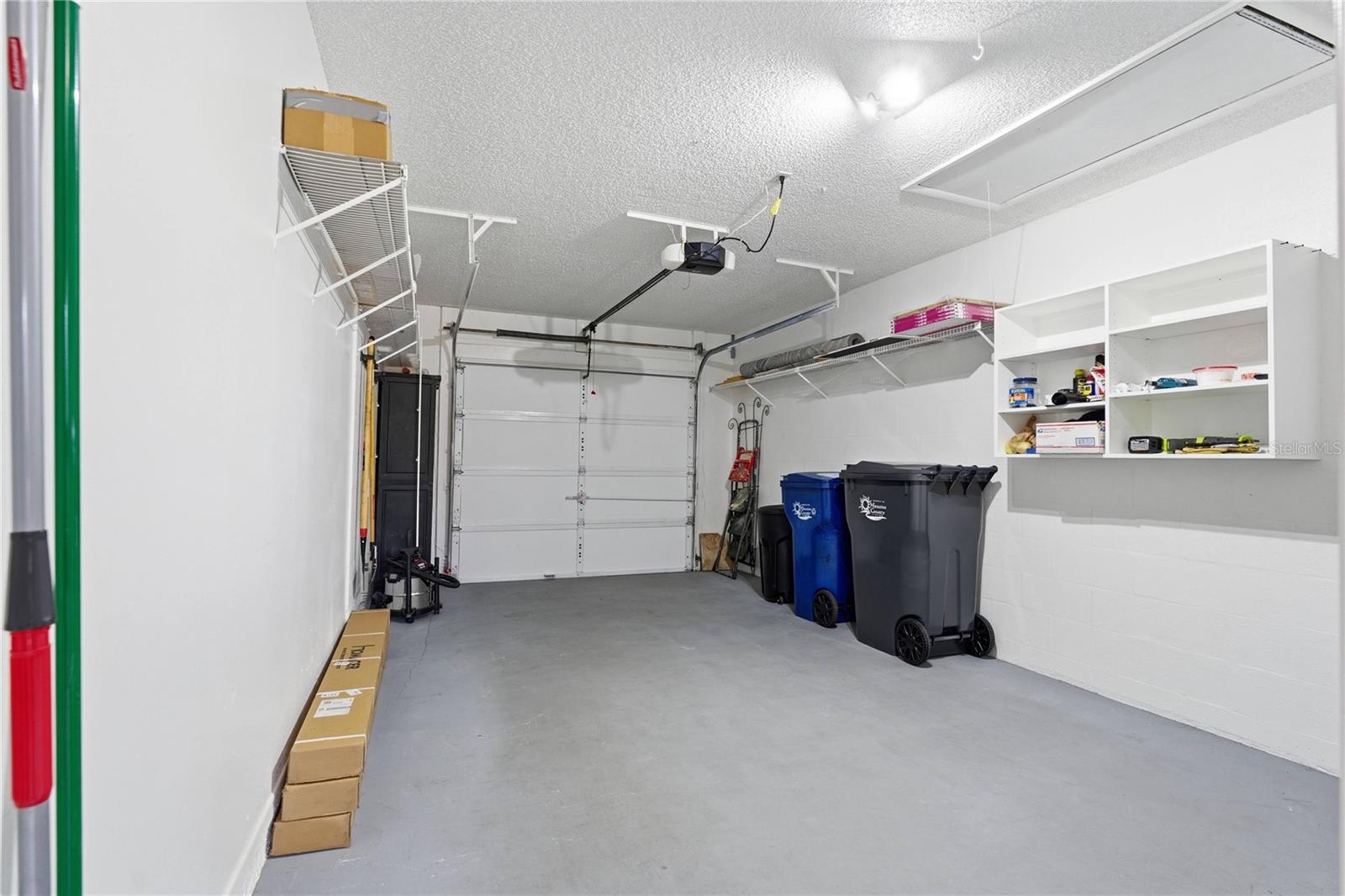 LAKEBRIDGE PH II & III - Residential