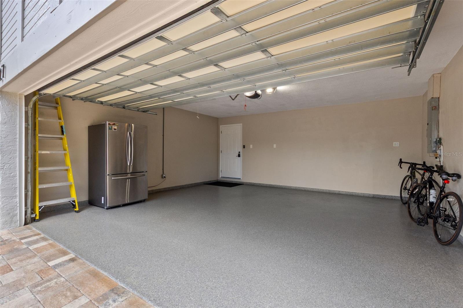BRIDGEPORT ESTATES - Residential
