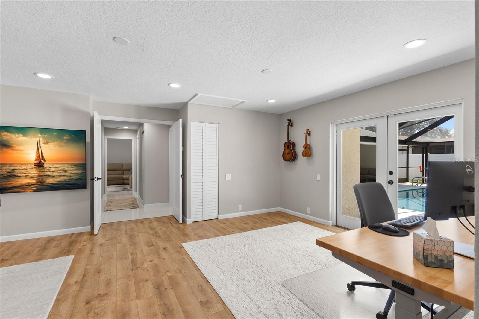 BRIDGEPORT ESTATES - Residential