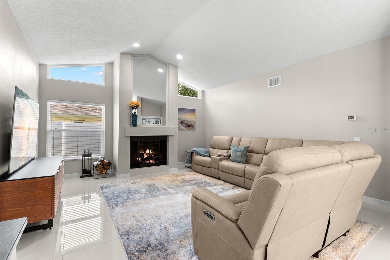 BRIDGEPORT ESTATES - Residential