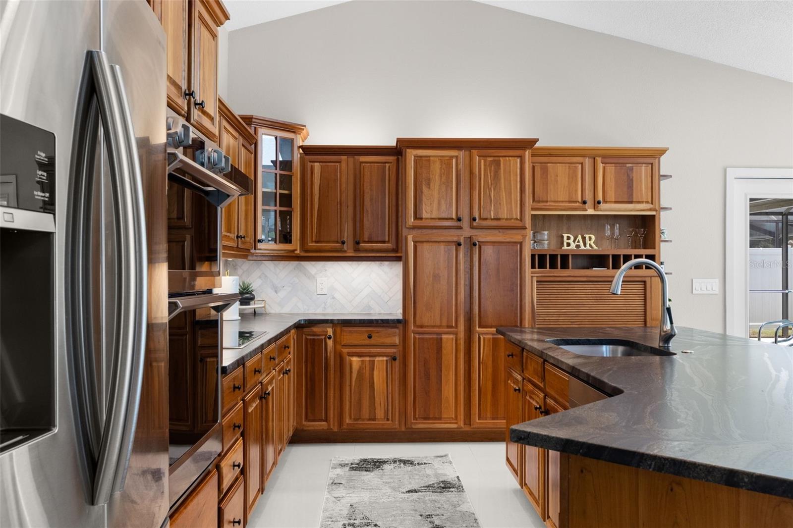 BRIDGEPORT ESTATES - Residential