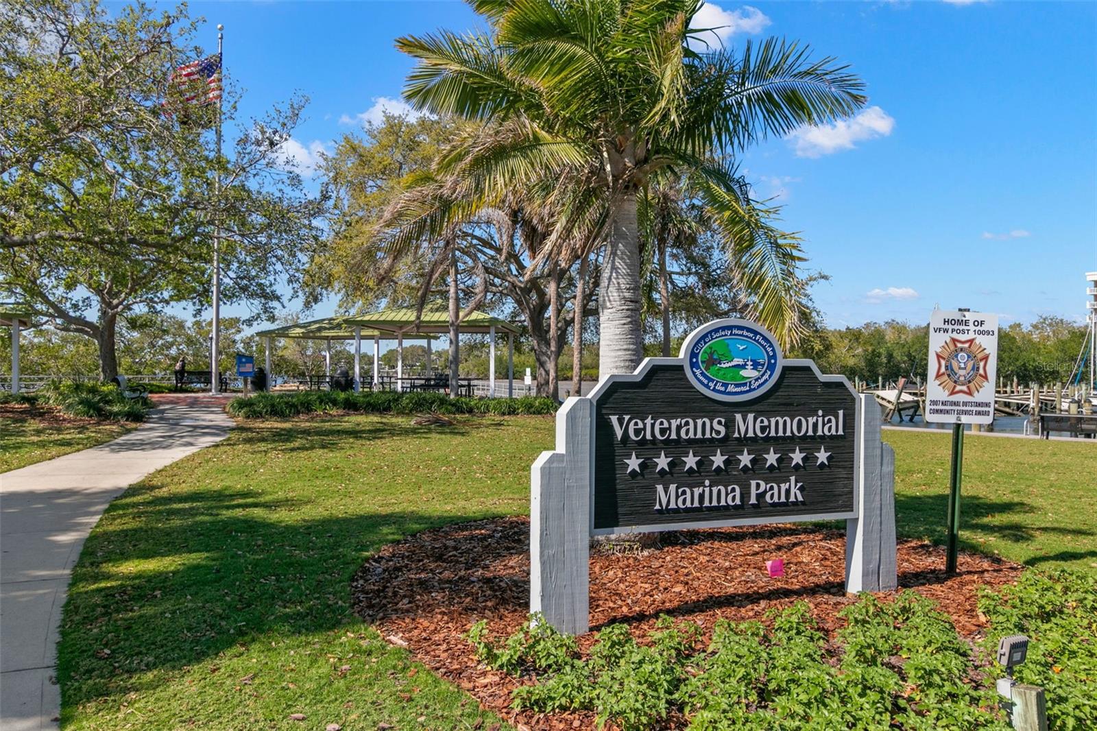 BRIDGEPORT ESTATES - Residential