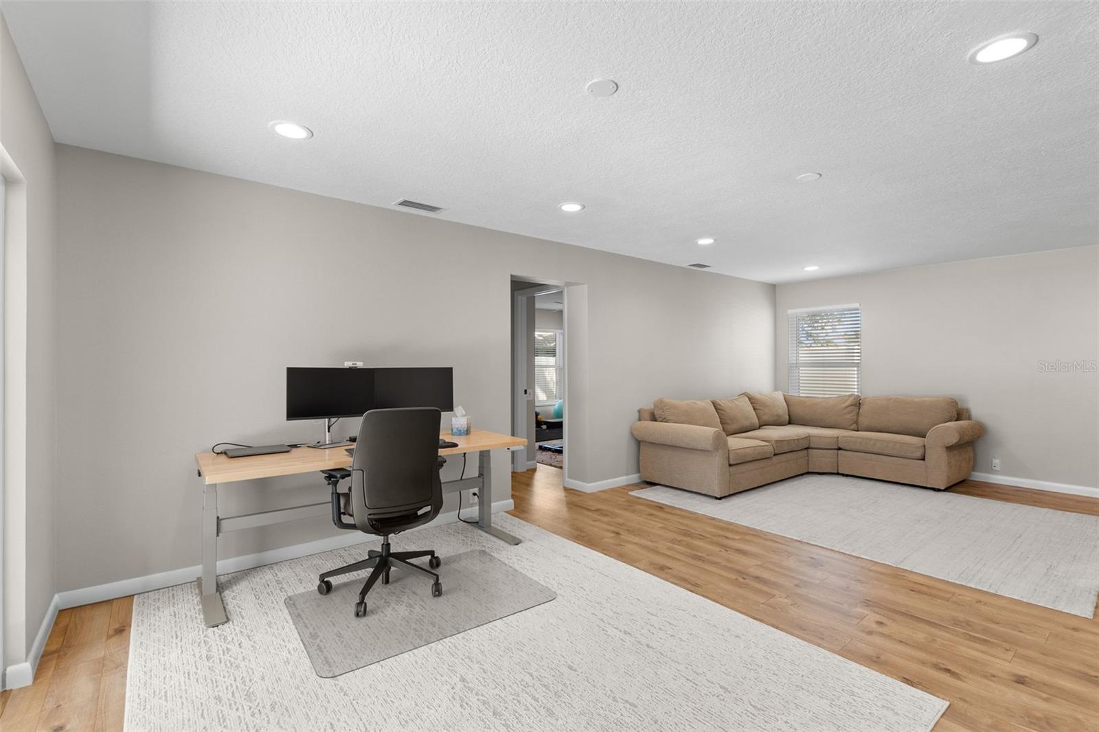 BRIDGEPORT ESTATES - Residential