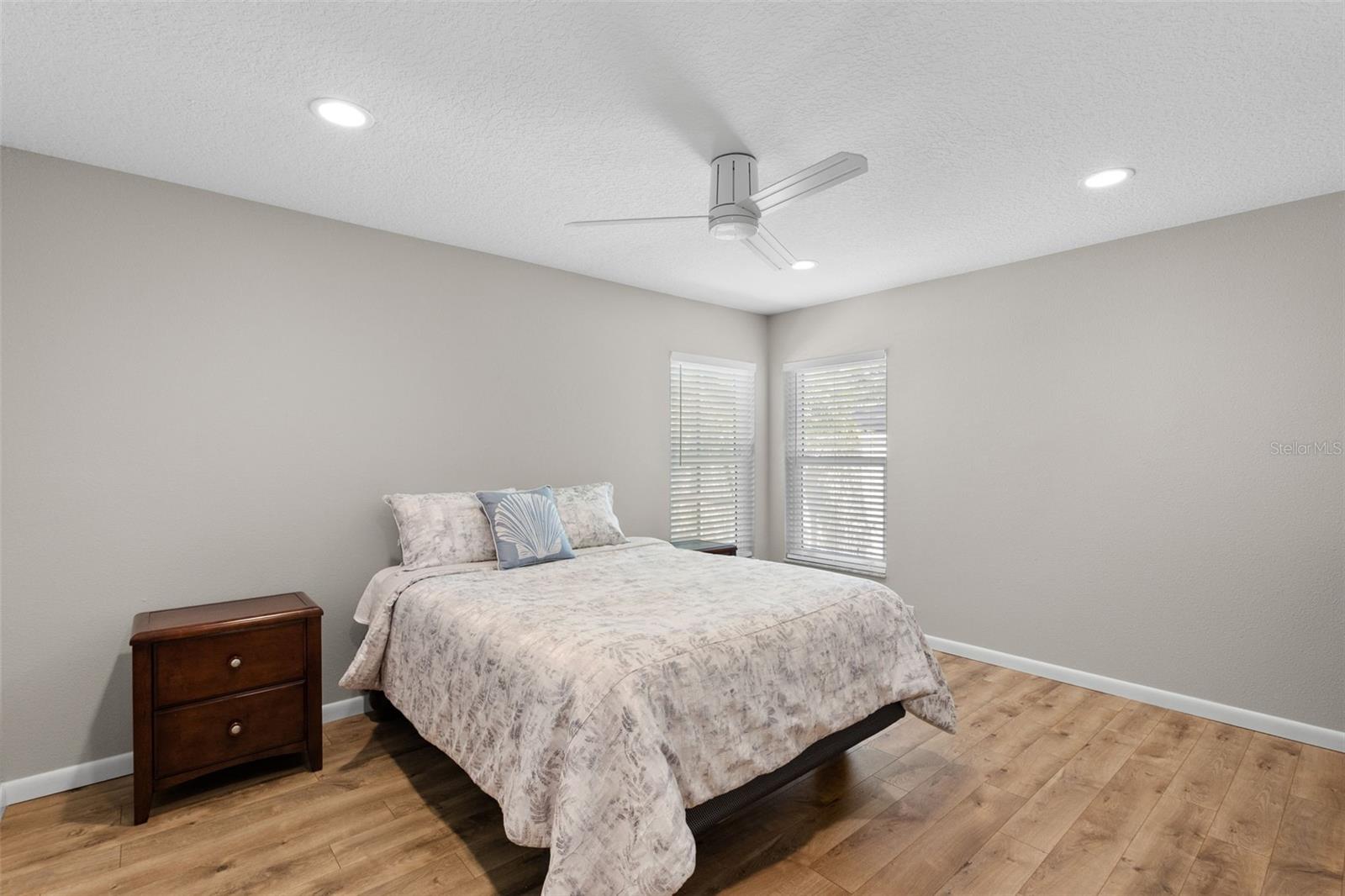 BRIDGEPORT ESTATES - Residential