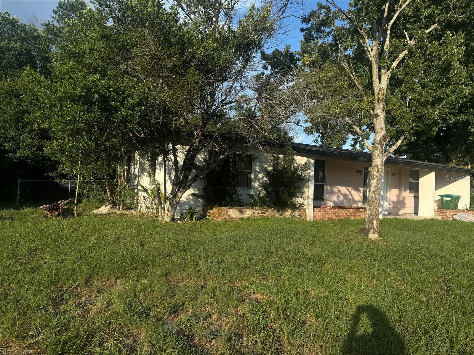 589 E NORMANDY BOULEVARD