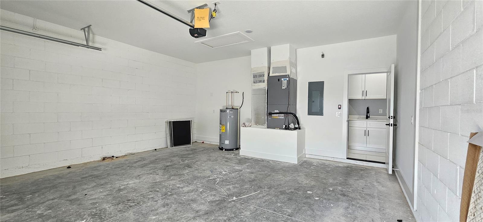 ROYAL TRAILS UNIT 01 - Residential