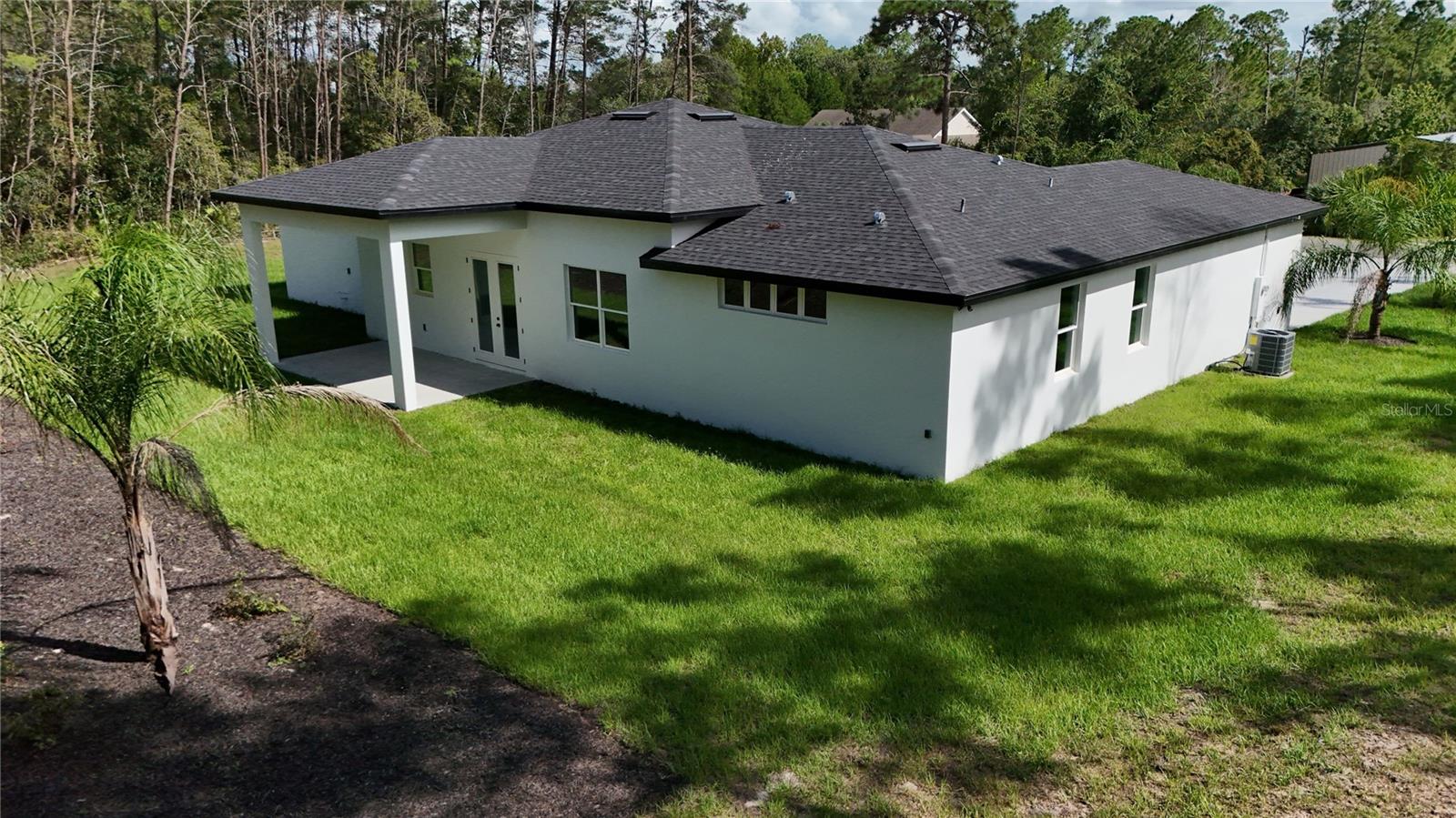 ROYAL TRAILS UNIT 01 - Residential