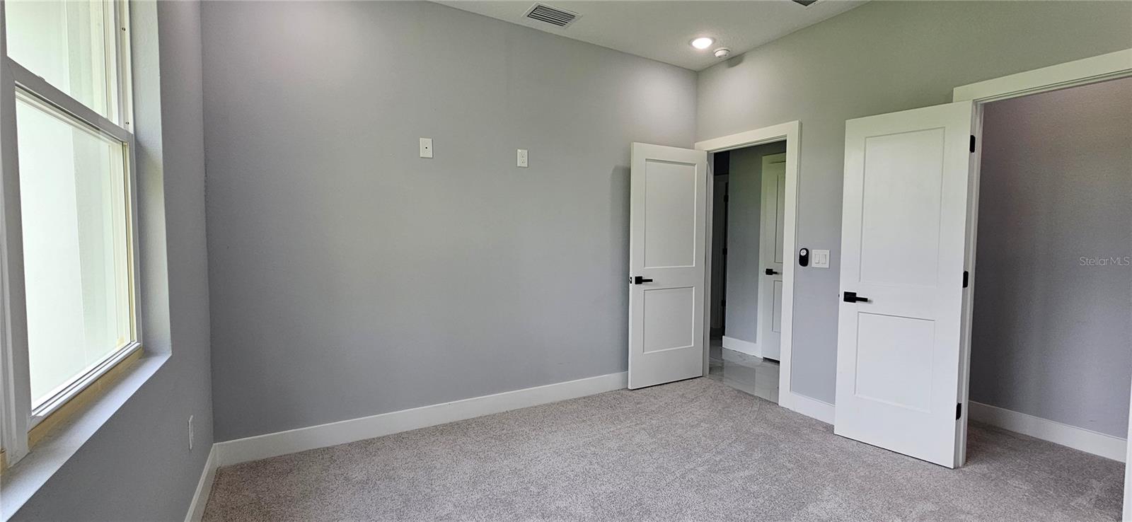 ROYAL TRAILS UNIT 01 - Residential