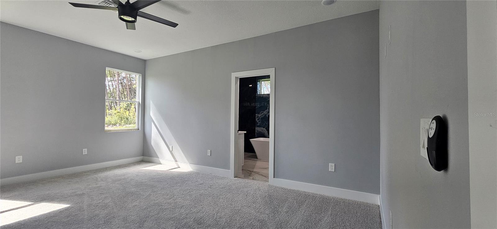 ROYAL TRAILS UNIT 01 - Residential