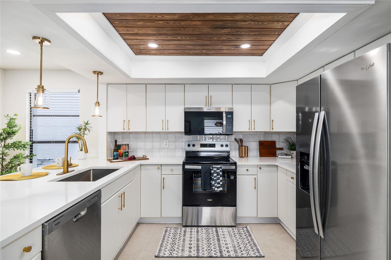 VISTA DEL RIO - Residential