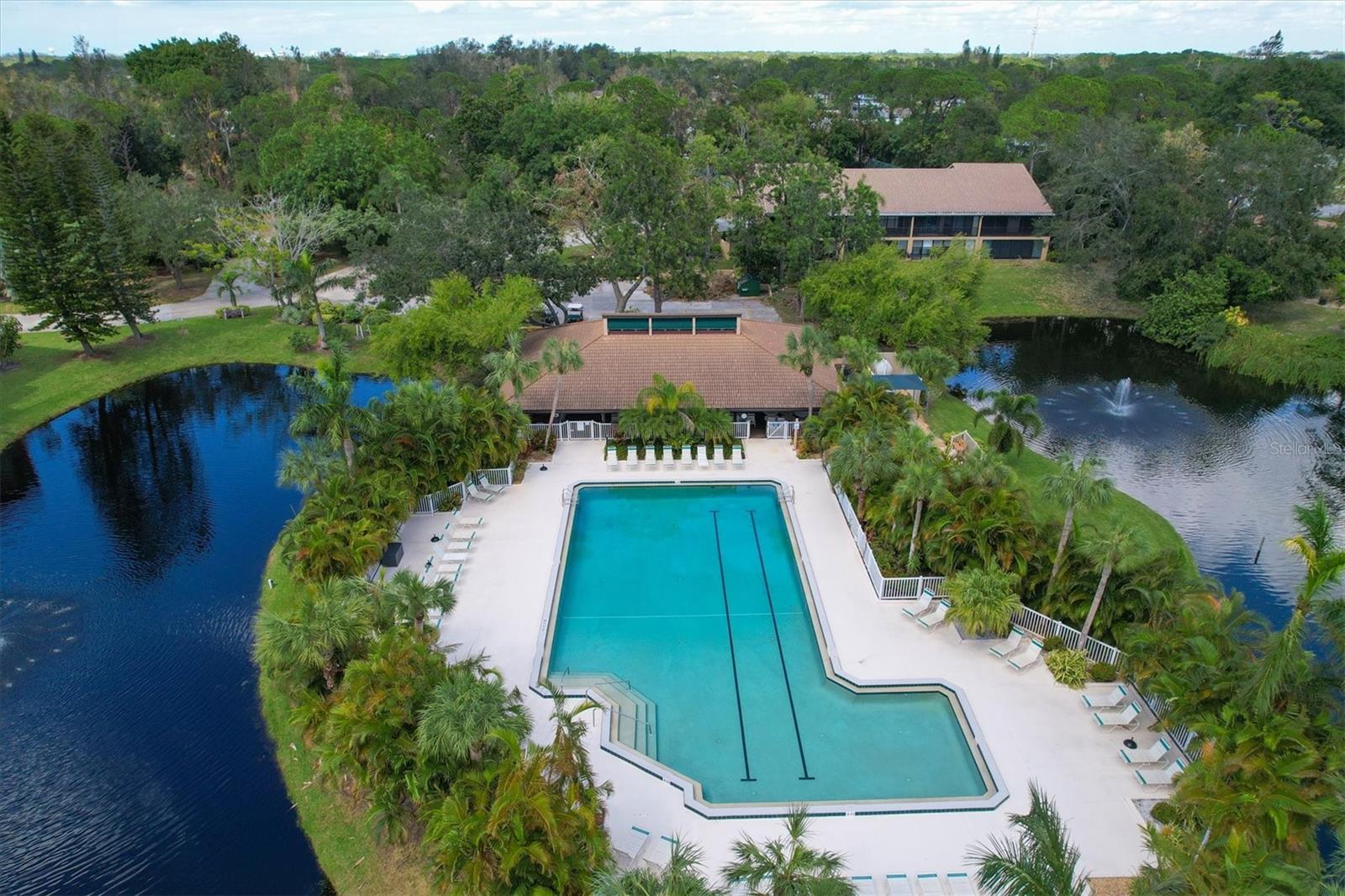 ASHTON LAKES 10 - Residential Lease