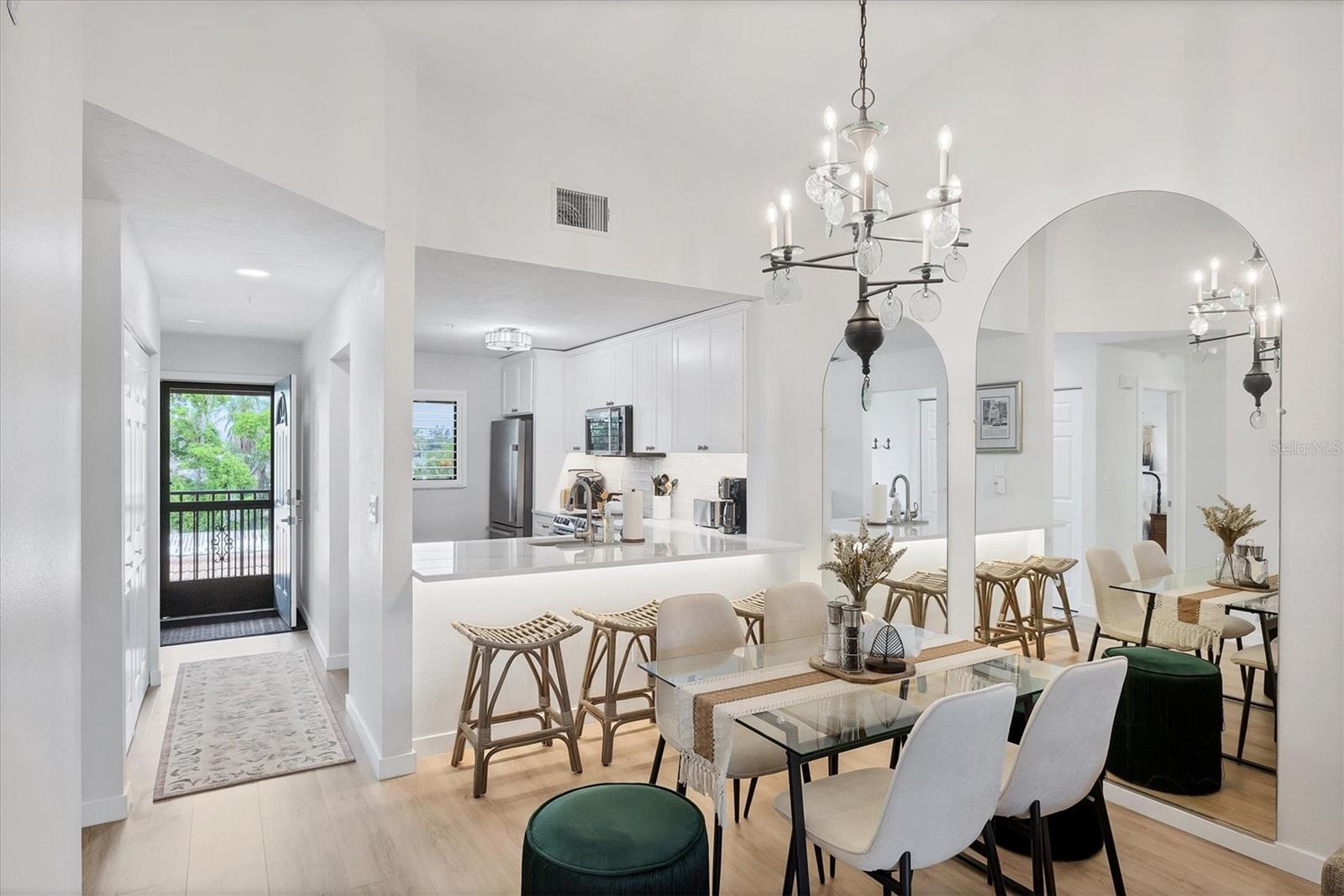 ASHTON LAKES 10 - Residential Lease