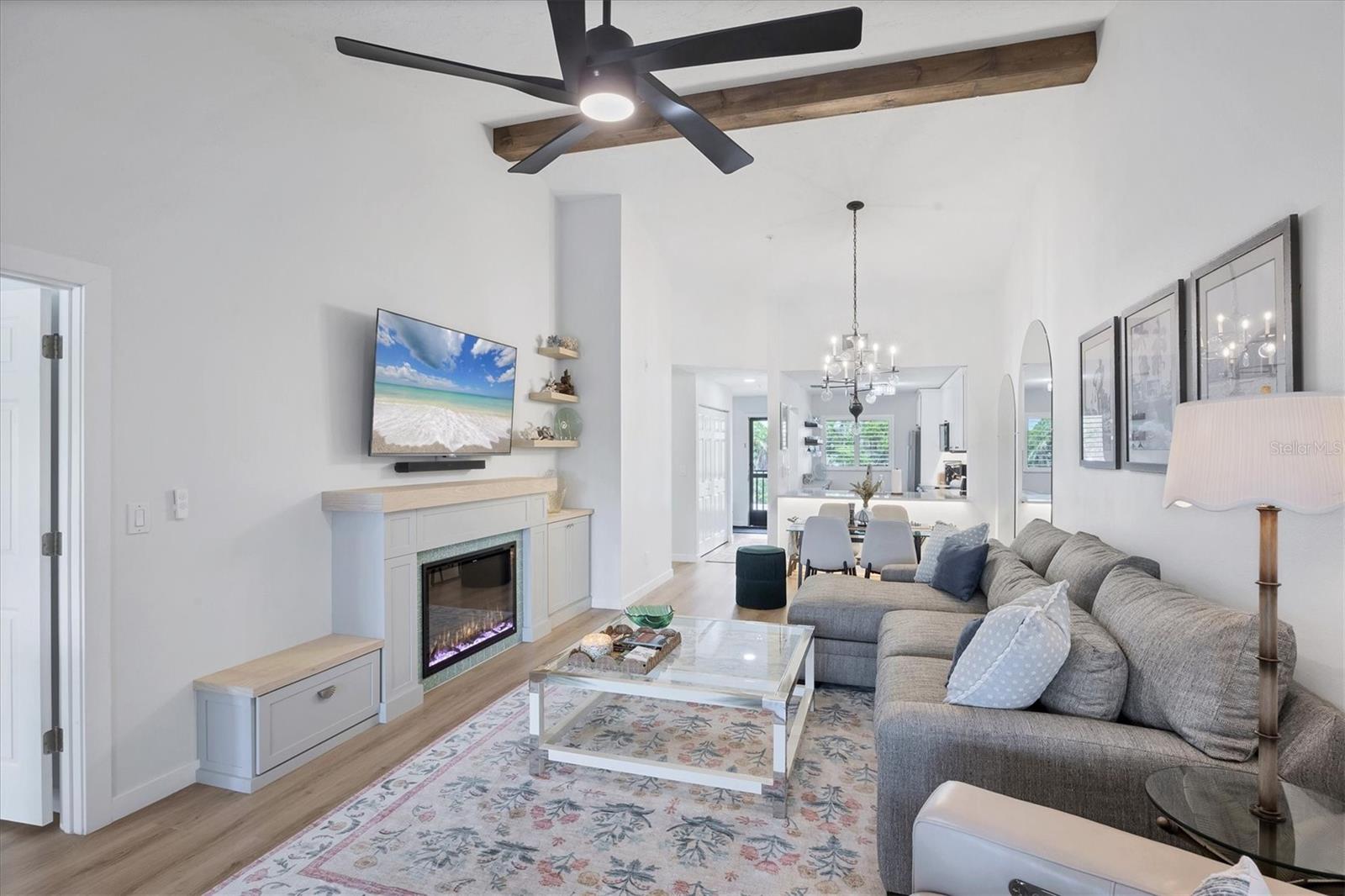ASHTON LAKES 10 - Residential Lease