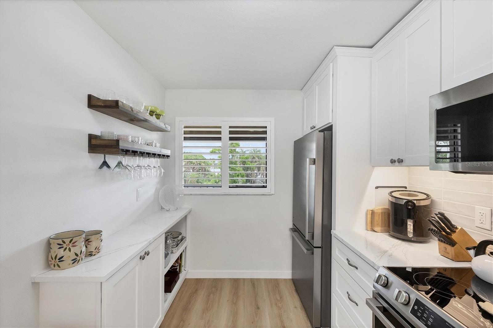 ASHTON LAKES 10 - Residential Lease
