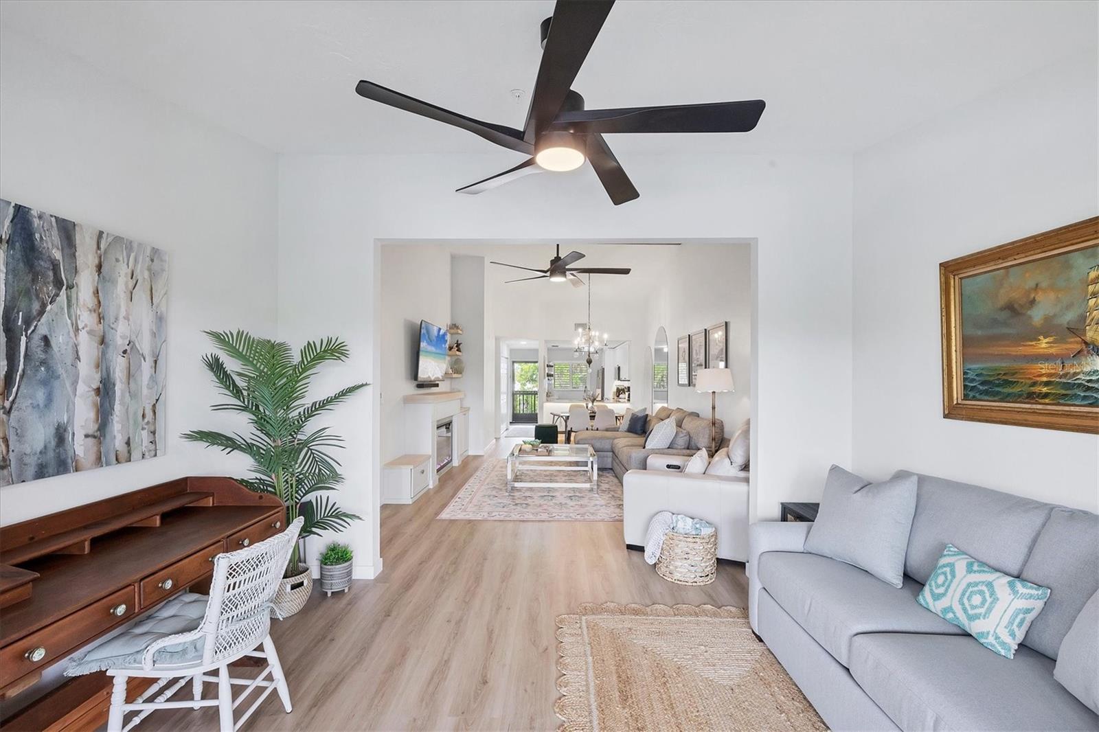 ASHTON LAKES 10 - Residential Lease