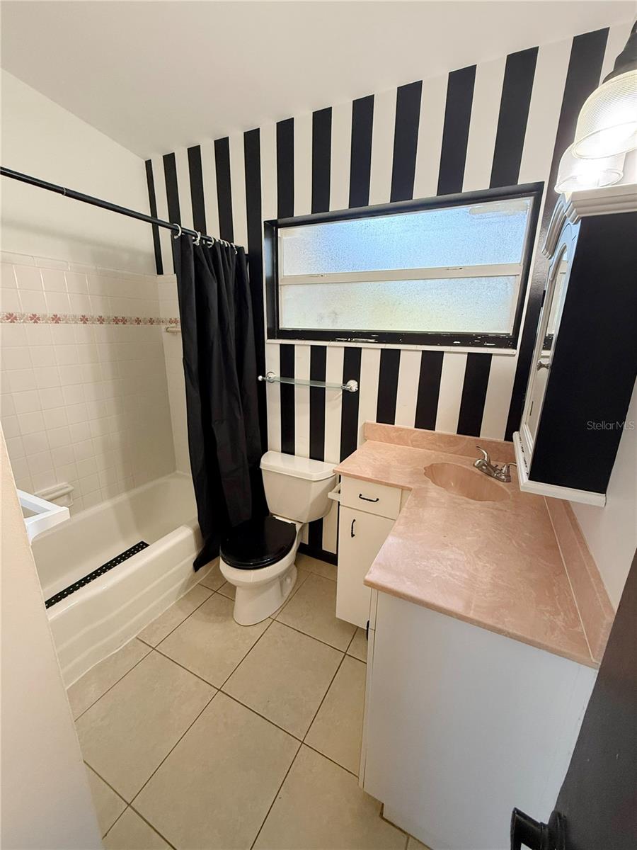 RIDGEWOOD ESTATES RESUB - Residential