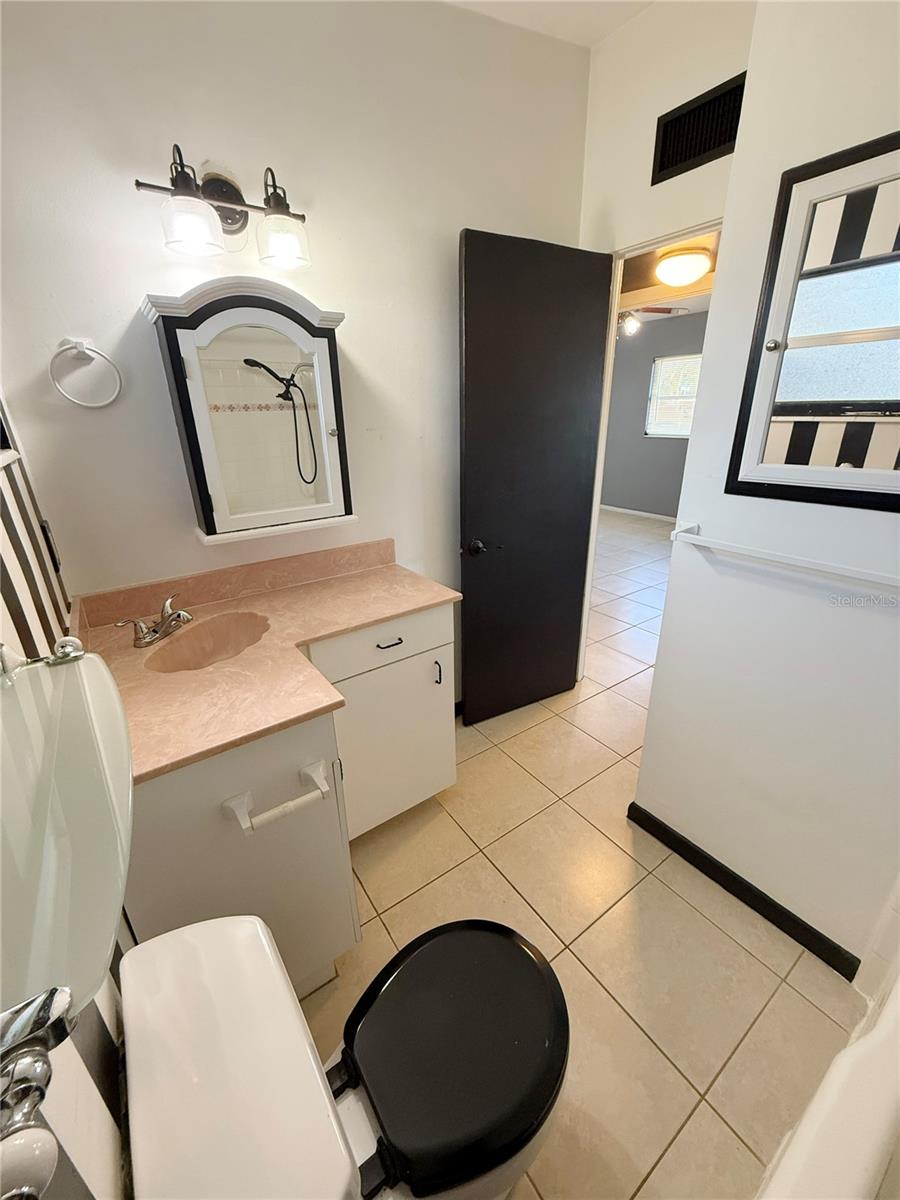 RIDGEWOOD ESTATES RESUB - Residential