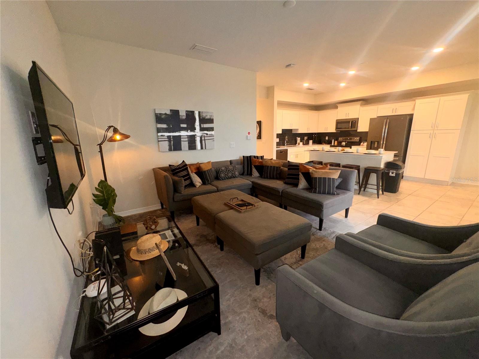 STOREY LAKE CONDO - Residential Lease