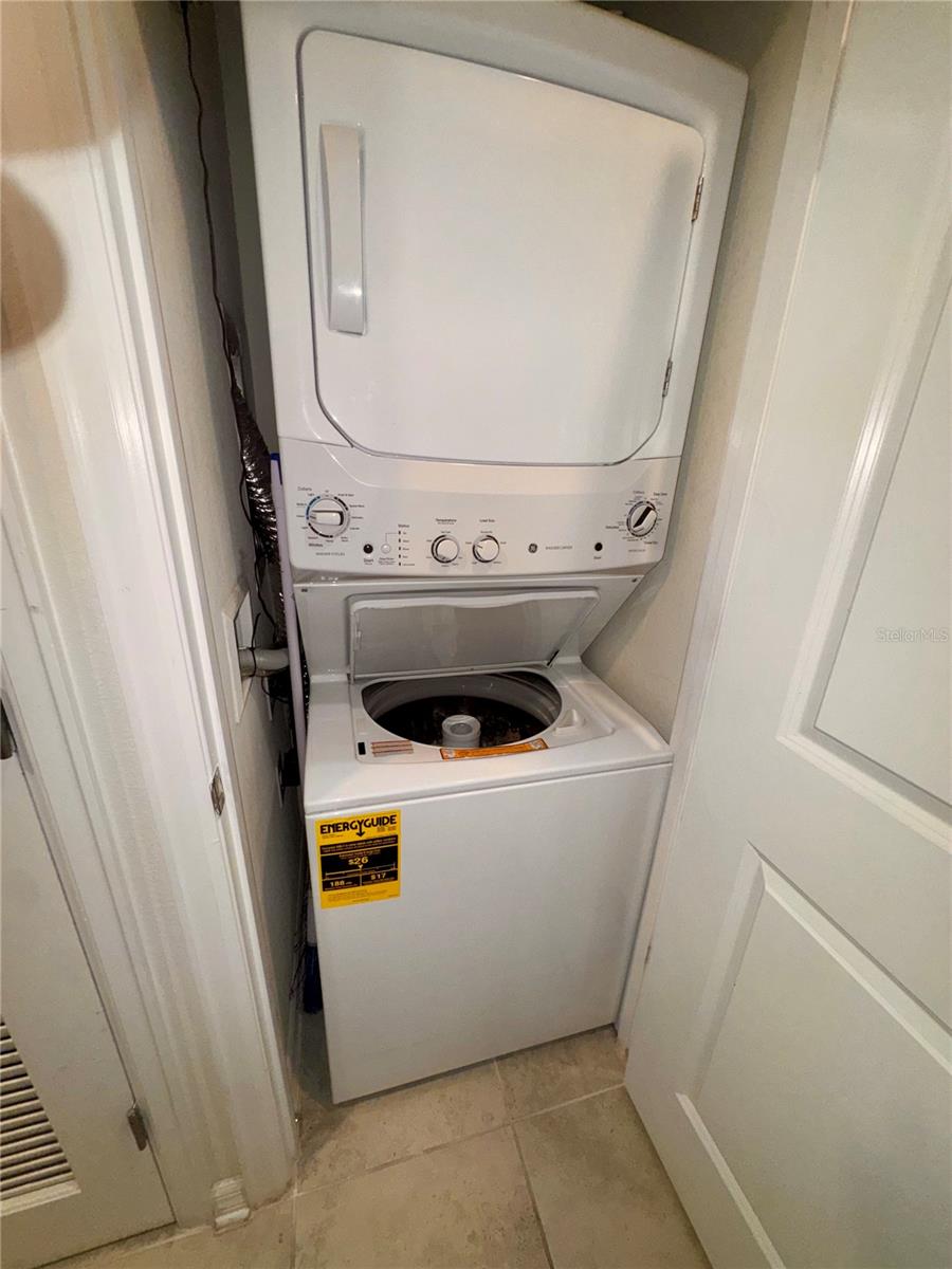 STOREY LAKE CONDO - Residential Lease