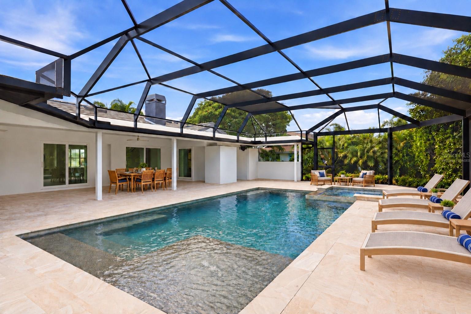 312 YACHT HARBOR DRIVE