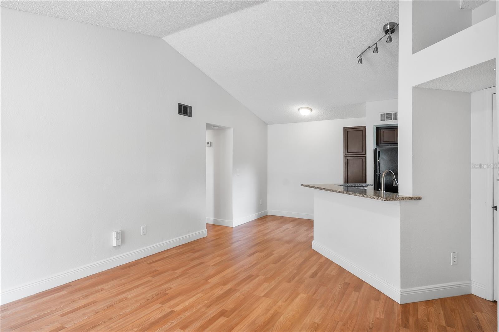 VENETIAN PLACE - Residential Lease