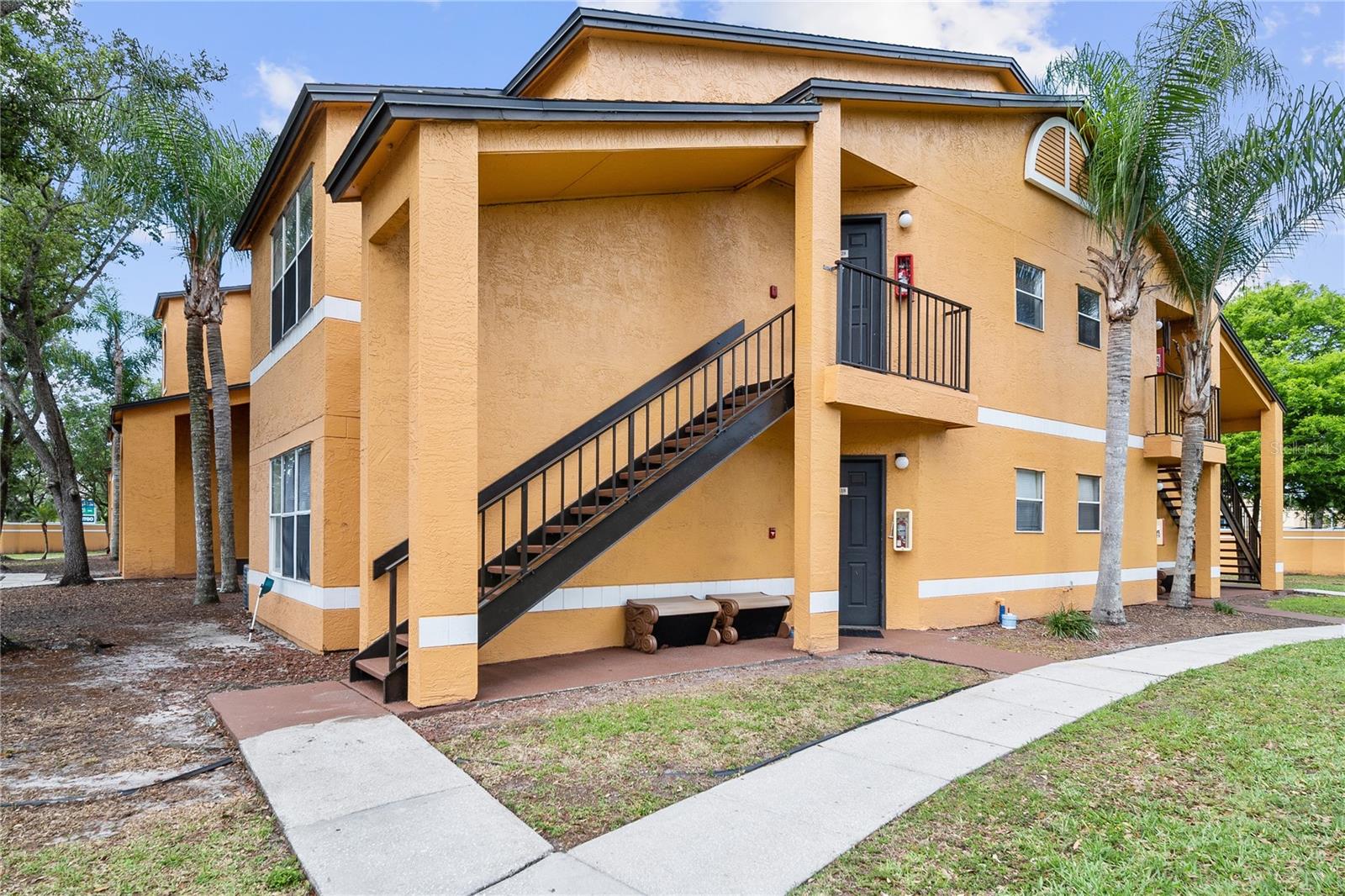 VENETIAN PLACE - Residential Lease