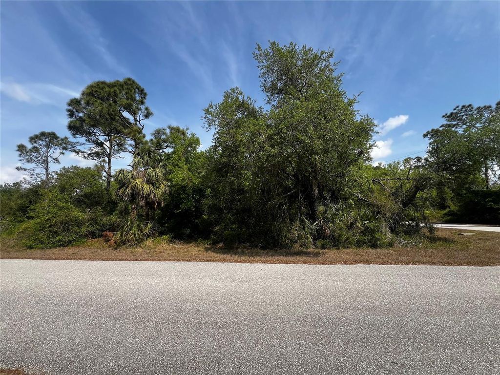 Photo of 17200 Carson Avenue, Port Charlotte, FL 33948 (MLS # TB8367700)