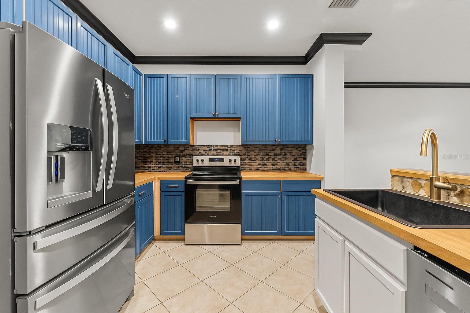 BEACH PARADISE CONDO INC - Residential