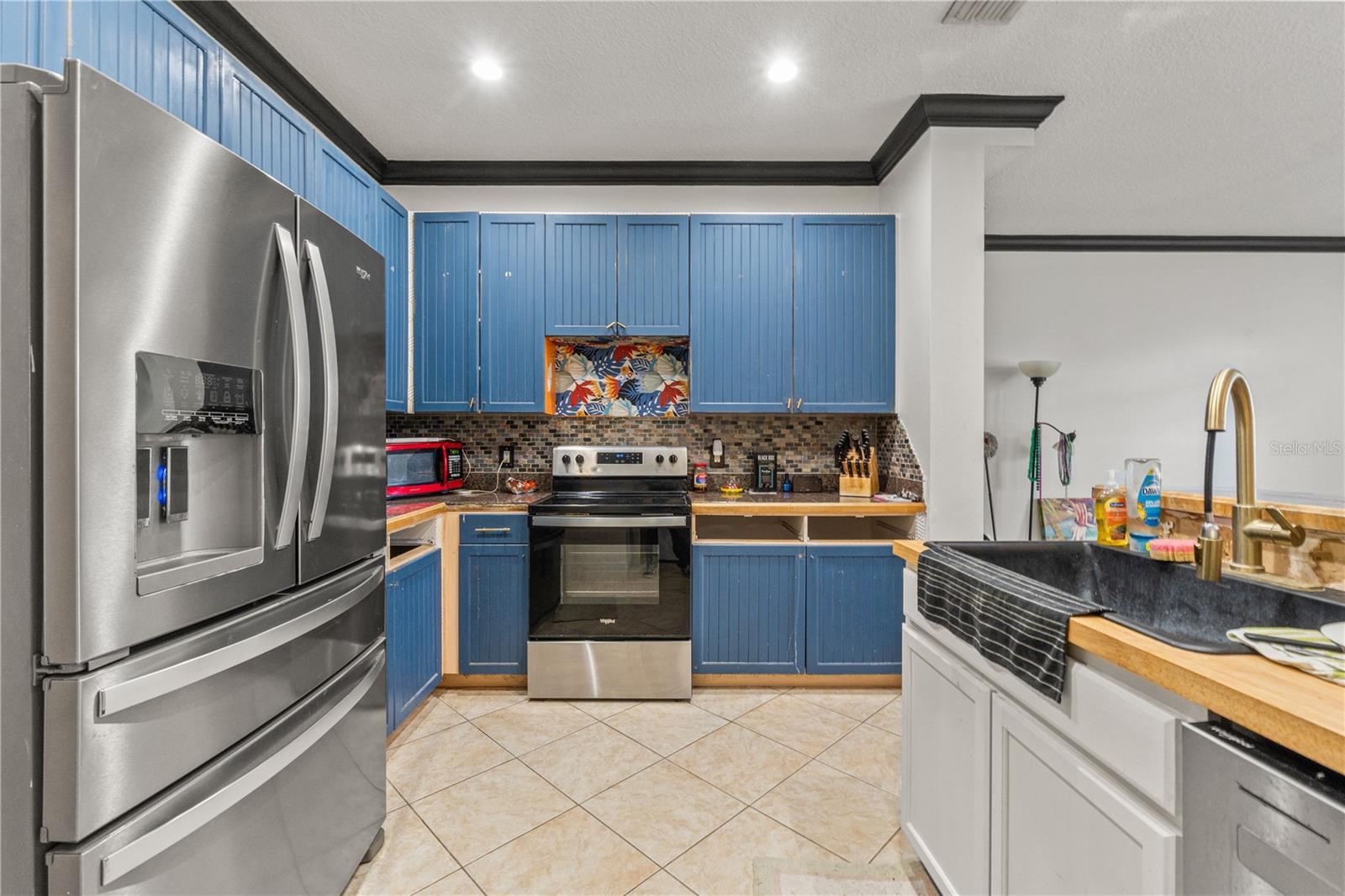 BEACH PARADISE CONDO INC - Residential