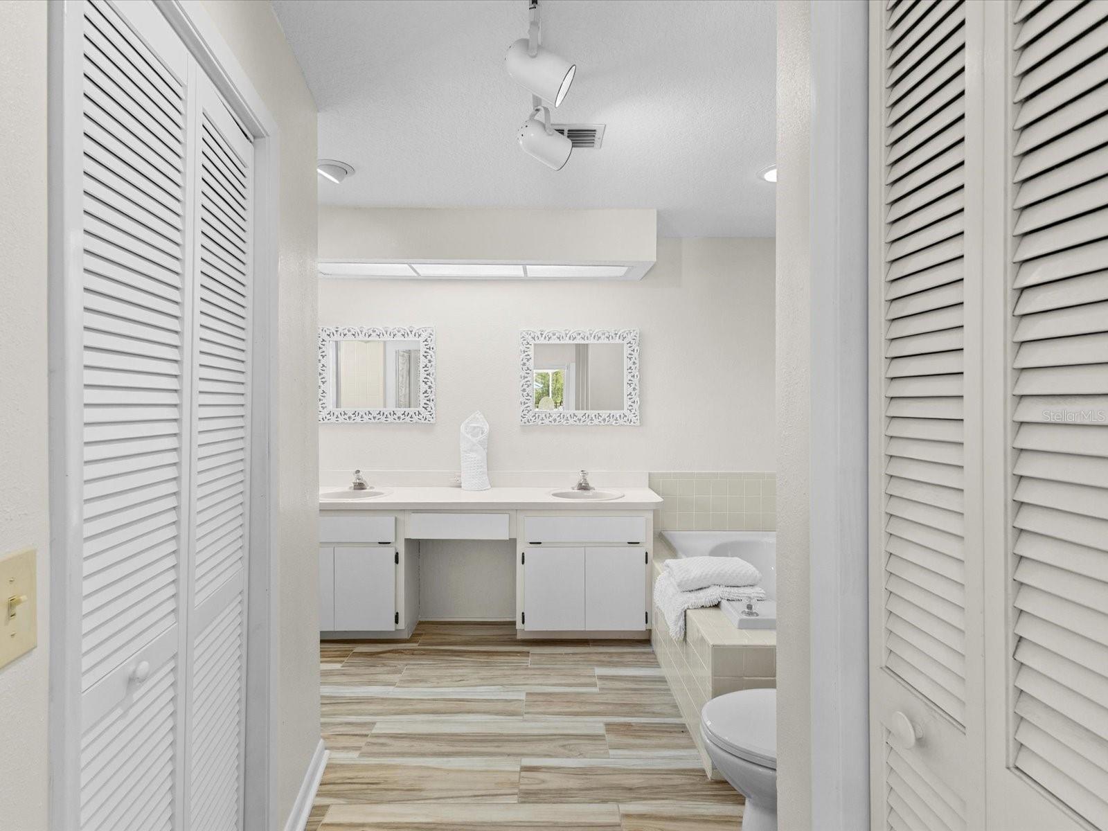 MARKHAM COURT A CONDO - Residential