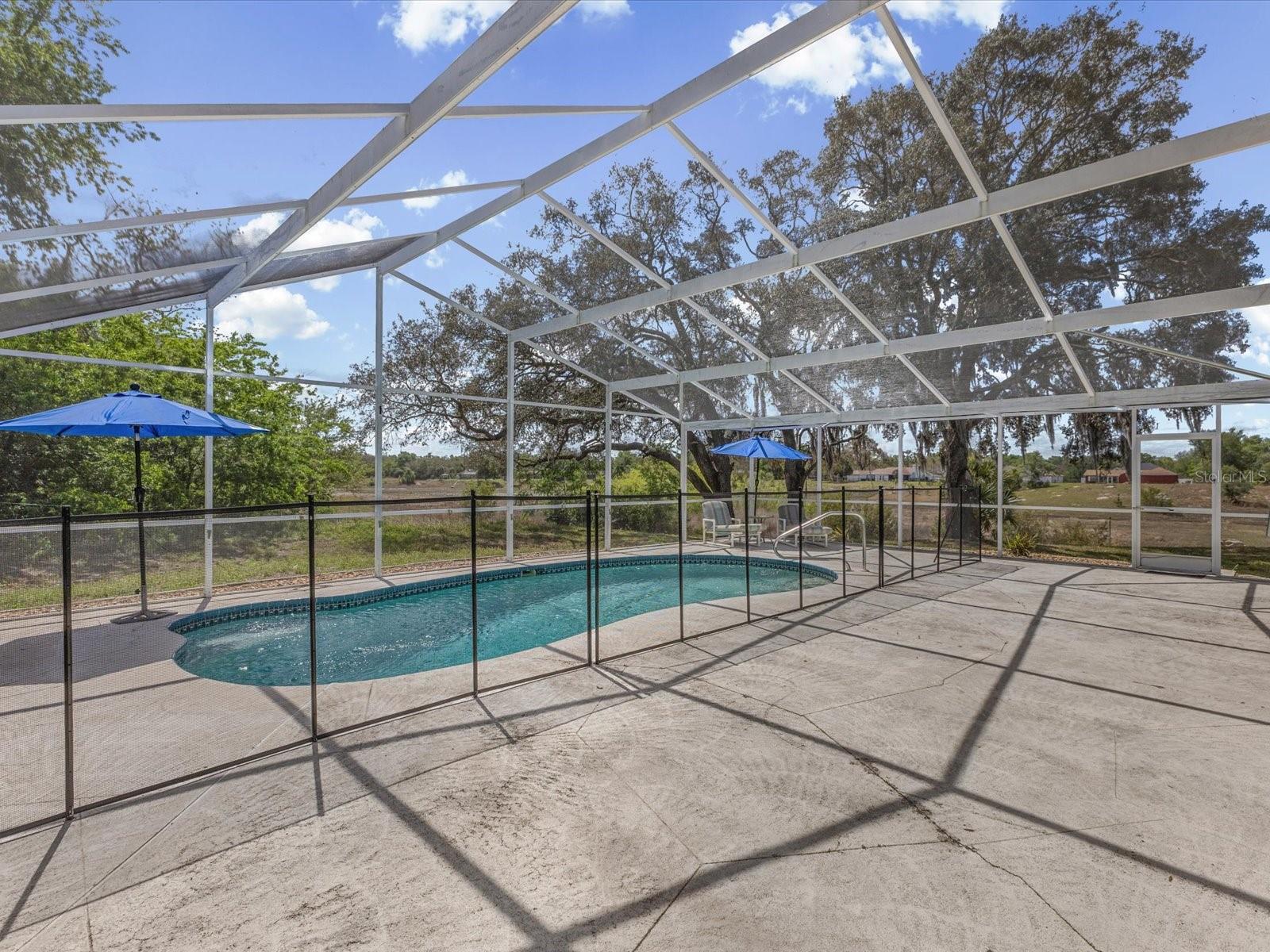 MARKHAM COURT A CONDO - Residential