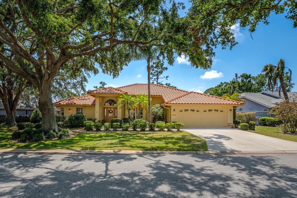 Photo of 8202 Shadow Pine Way, Sarasota, FL 34238 (MLS # O6305019)