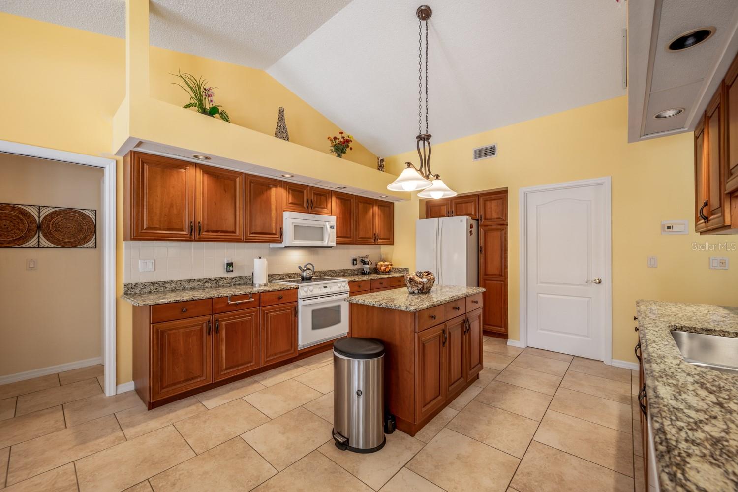 DEER CREEK - Residential