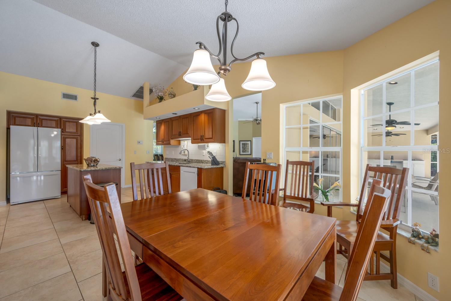 DEER CREEK - Residential