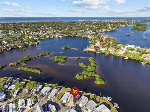 A home in TARPON SPRINGS