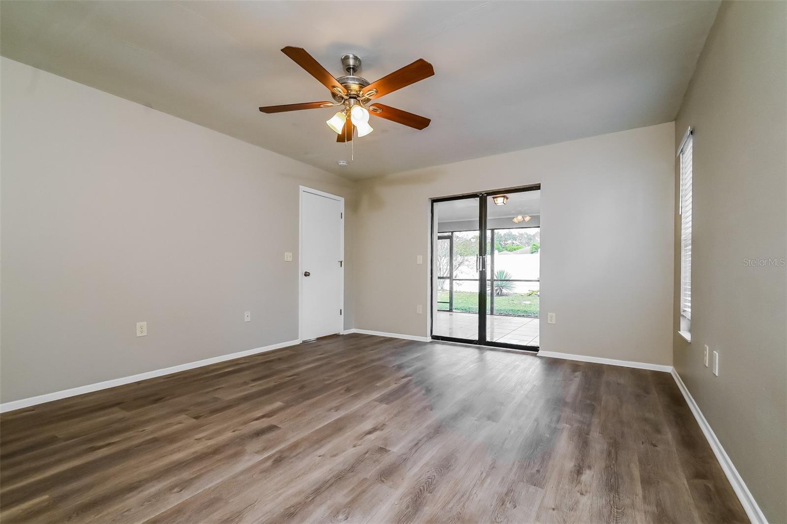 UNIVERSITY PINES - Residential