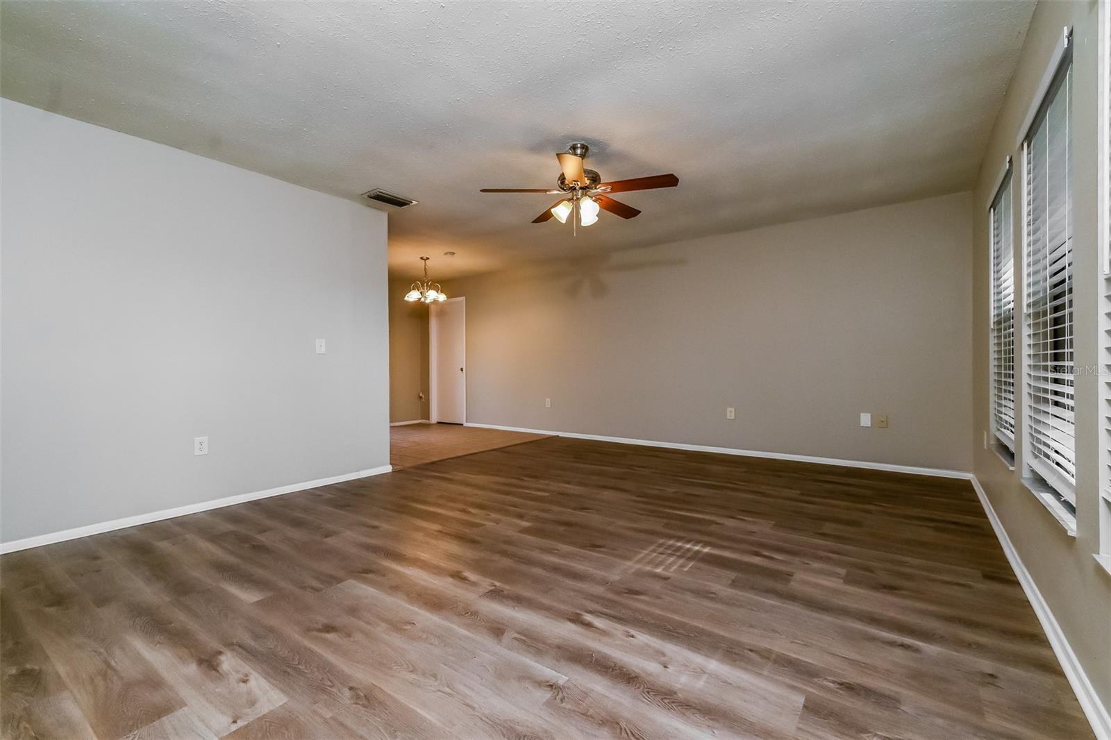 UNIVERSITY PINES - Residential