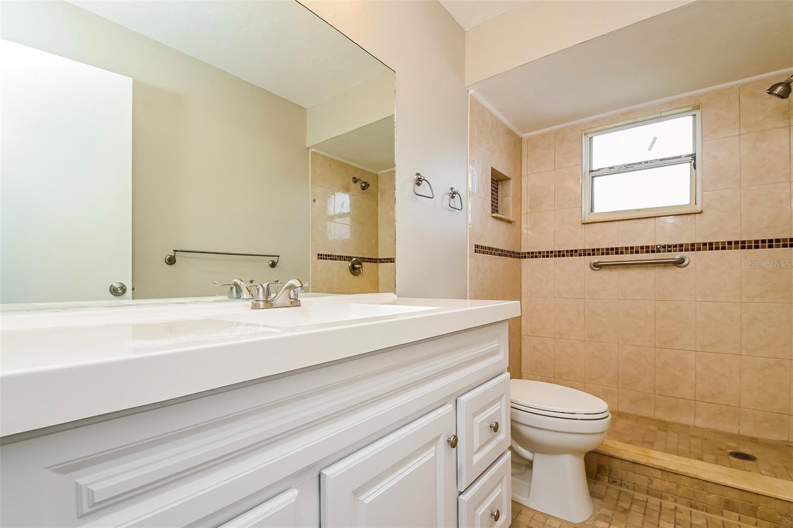 UNIVERSITY PINES - Residential