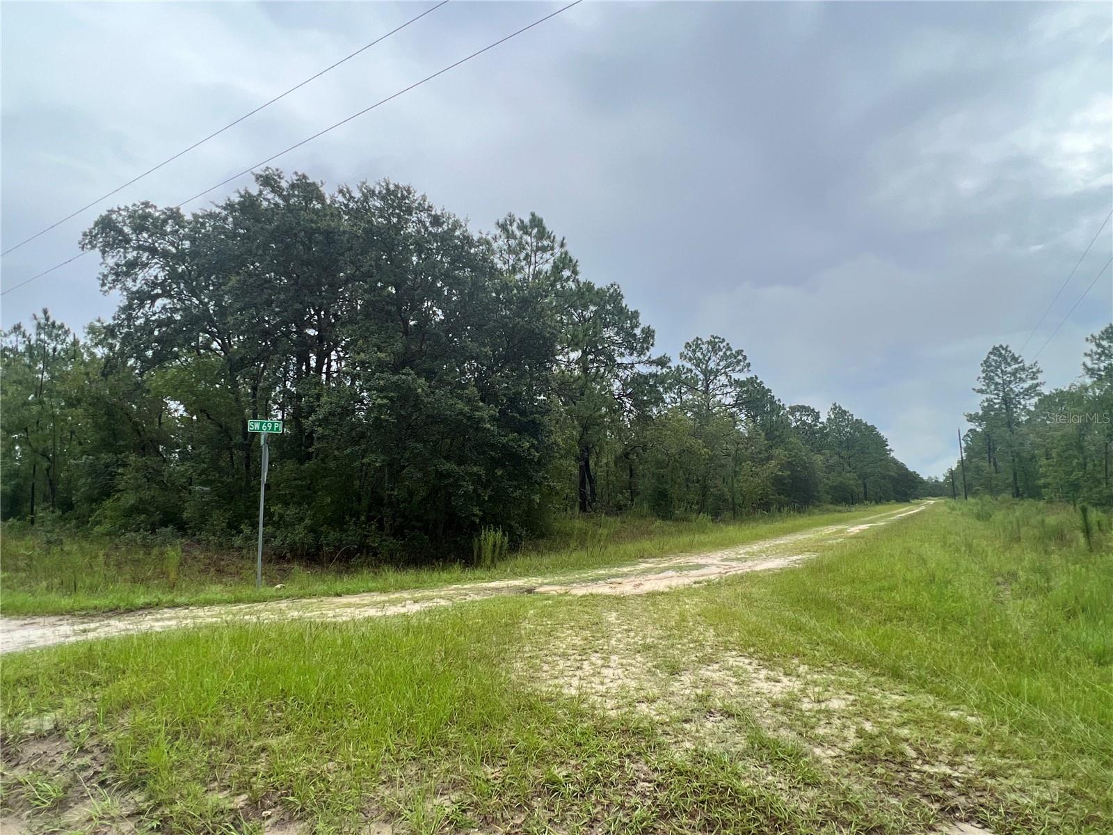 ROLLING HILLS UN 03 - Land