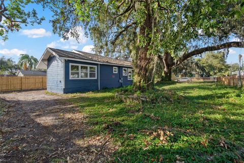 A home in TAMPA