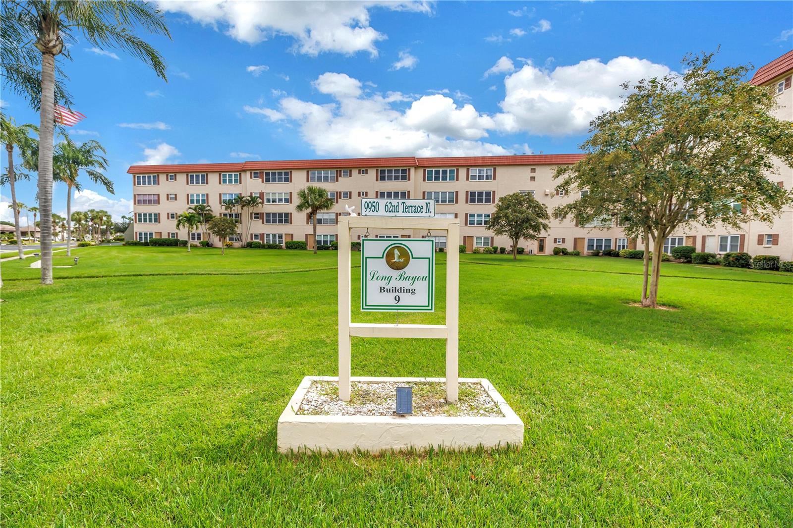 LONG BAYOU - Residential