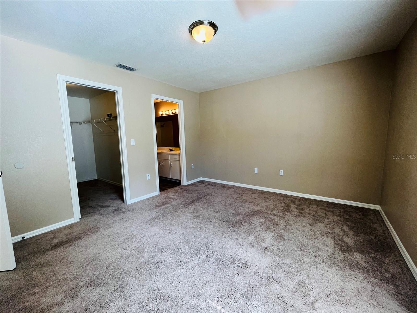 EAST MULBERRY OR A F FLETCHERS ADD - Residential Lease