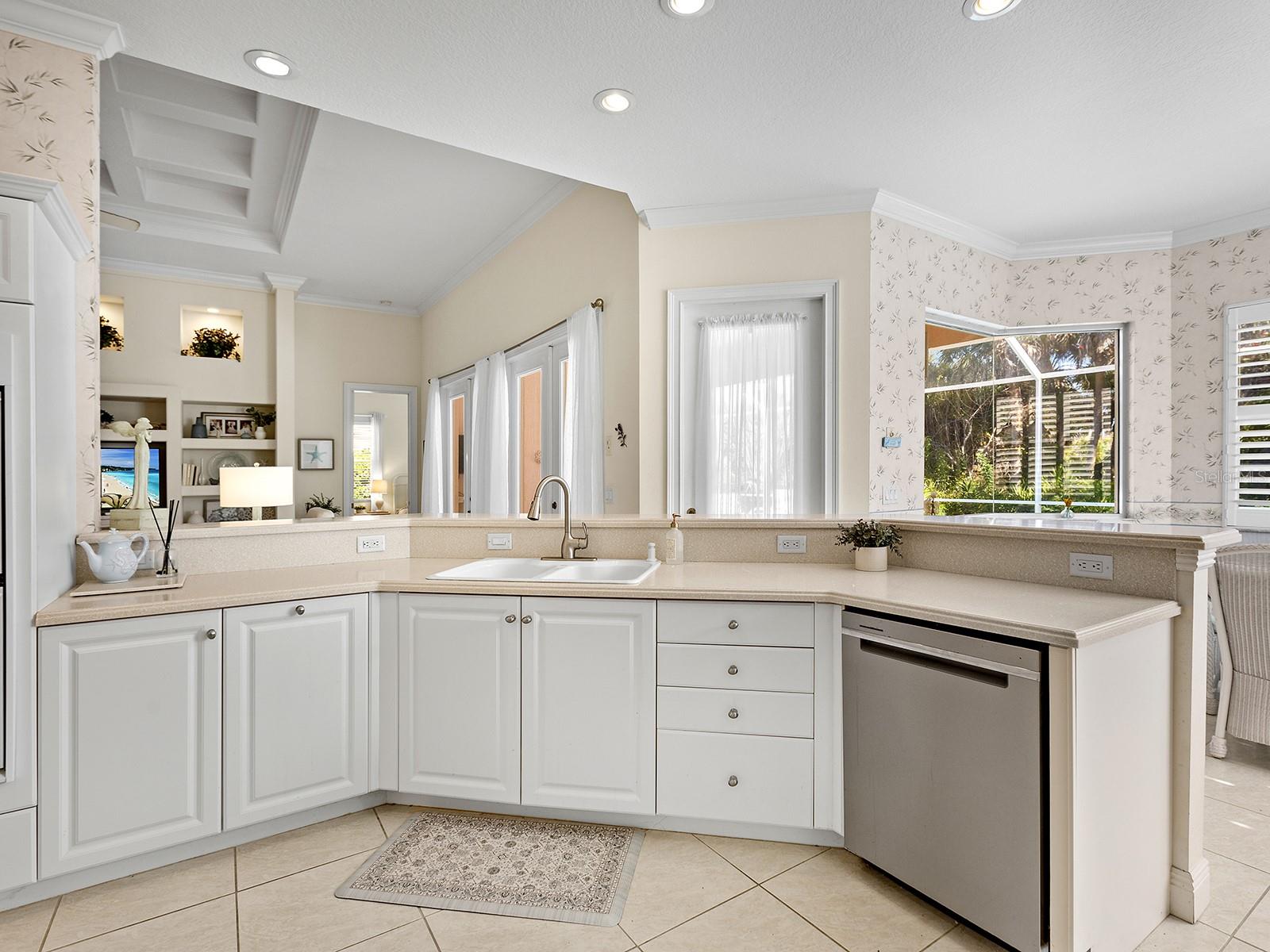 VENETIA PH 4 - Residential