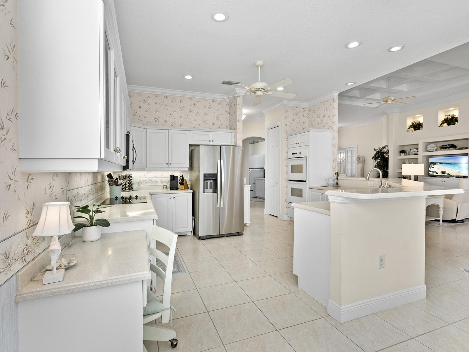 4374 VIA DEL VILLETTI DRIVE