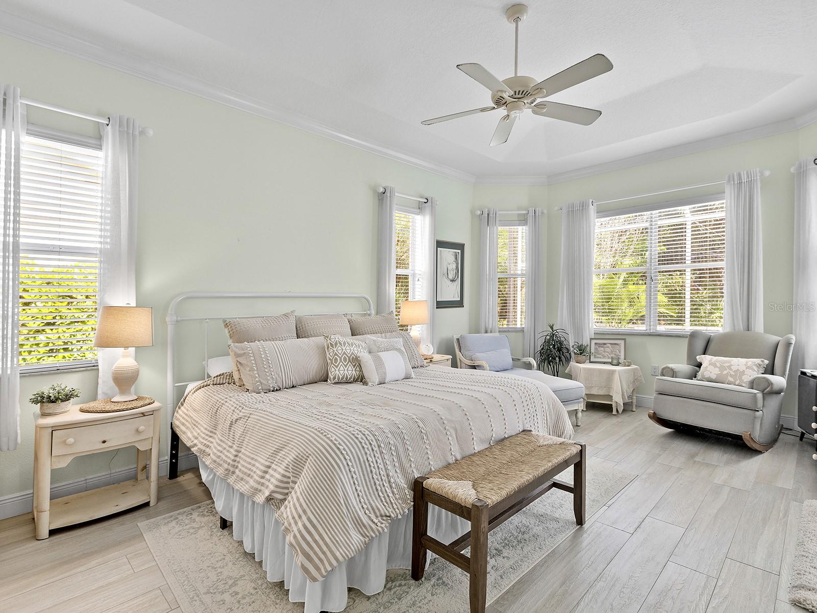 VENETIA PH 4 - Residential