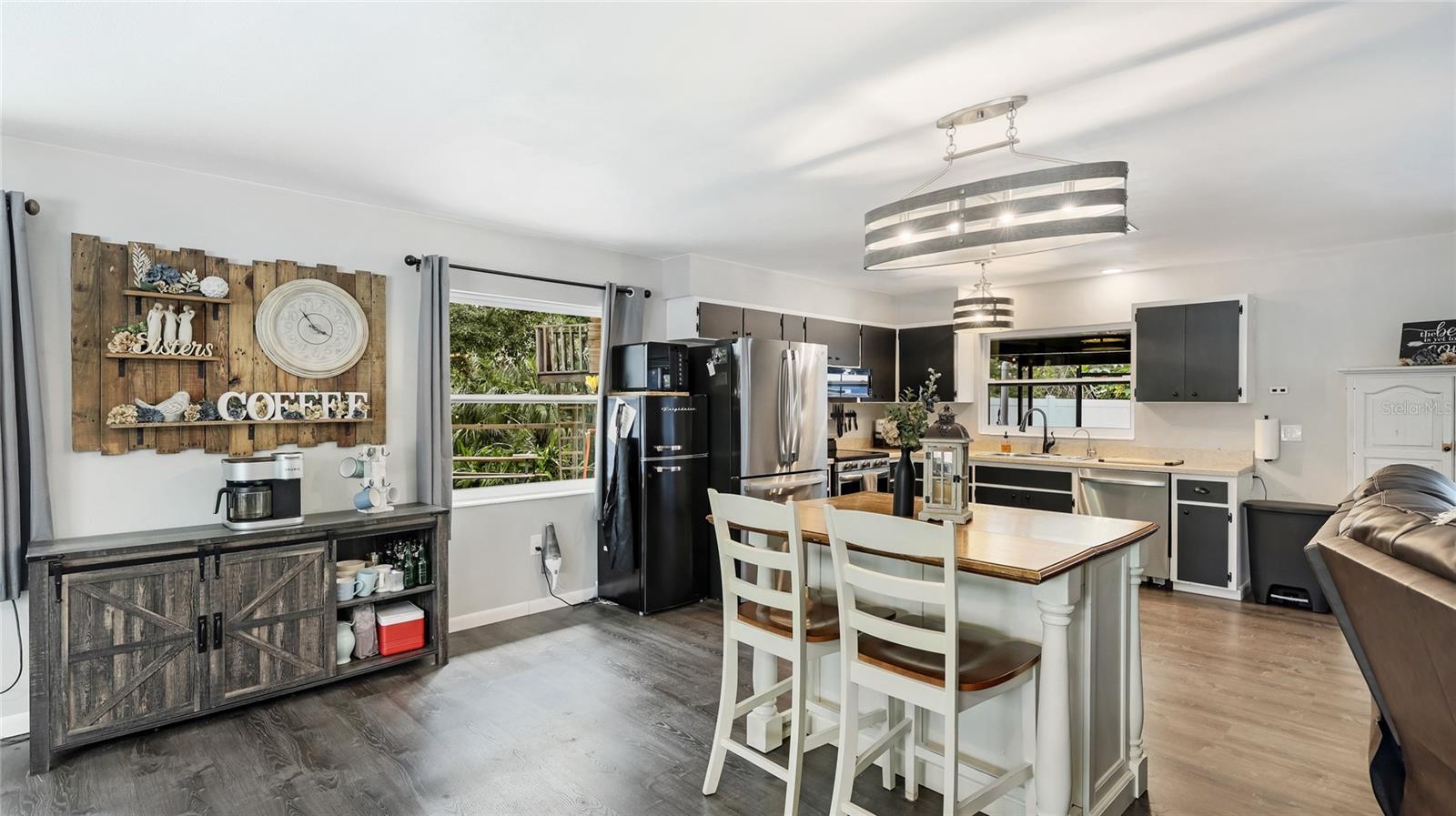 RIDGEWOOD ESTATES 18TH ADD - Residential