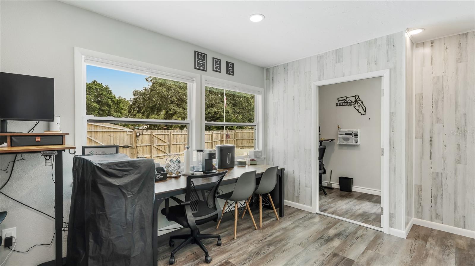 RIDGEWOOD ESTATES 18TH ADD - Residential