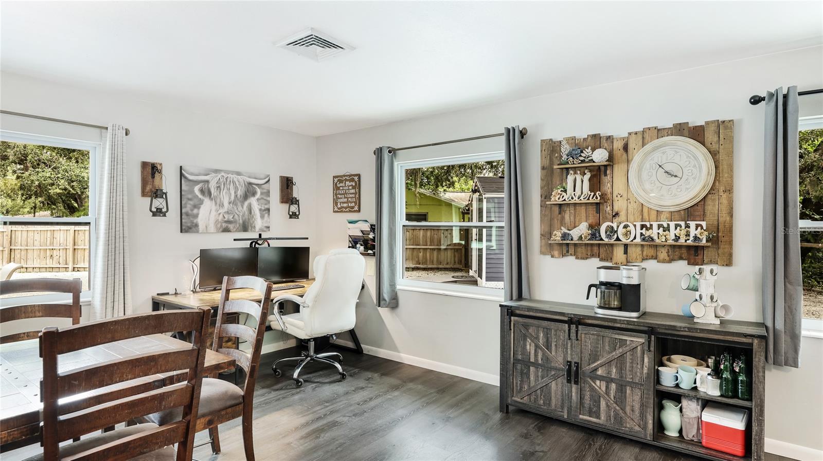 RIDGEWOOD ESTATES 18TH ADD - Residential