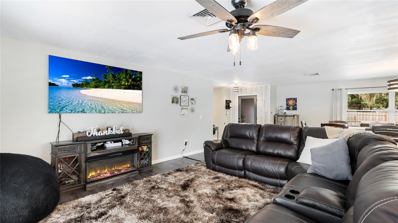 RIDGEWOOD ESTATES 18TH ADD - Residential